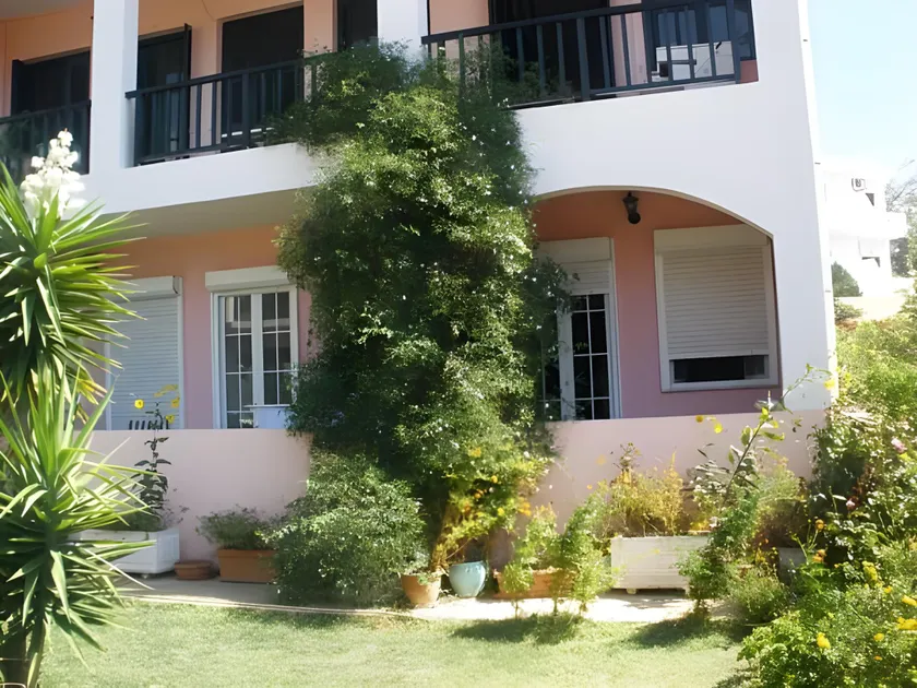 Livadi Apartments - Image 1