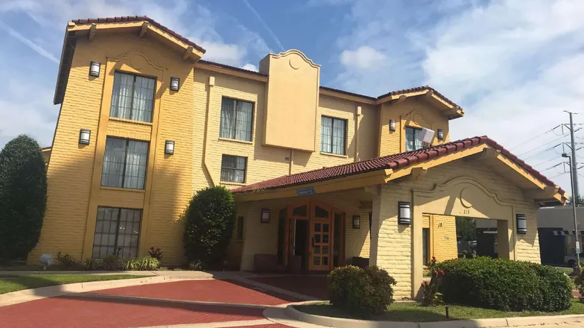Quality Inn Hampton - Newport News - Image 1