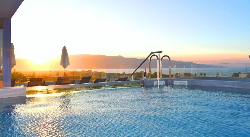 Naval villa-Panoramic villa with heated pool on the roof - Image 1