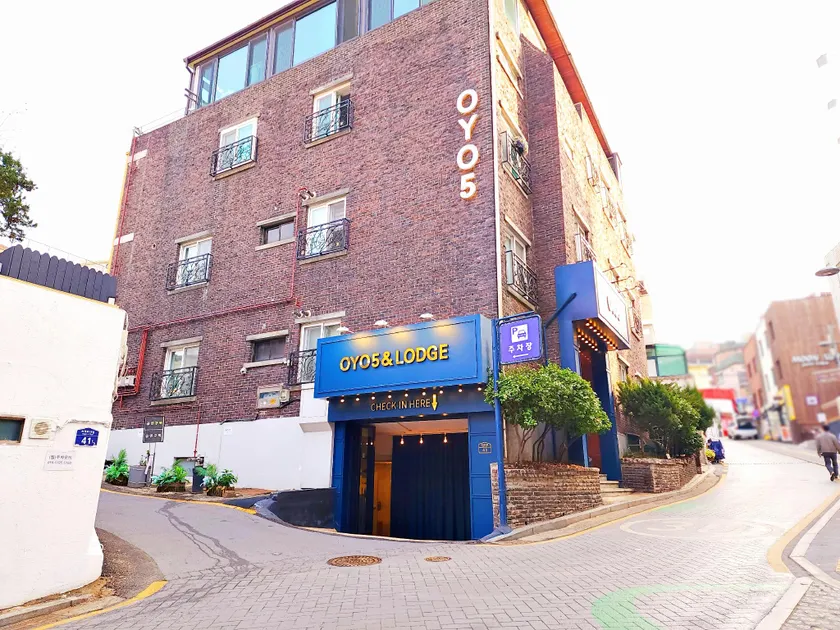 OYO Hostel Myeongdong 5 - Image 1