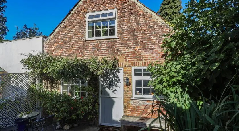 Figgy Cottage - Image 1