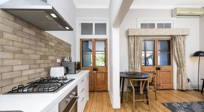 Apartment Faro - Heart of South Freo with Parking - Image 1