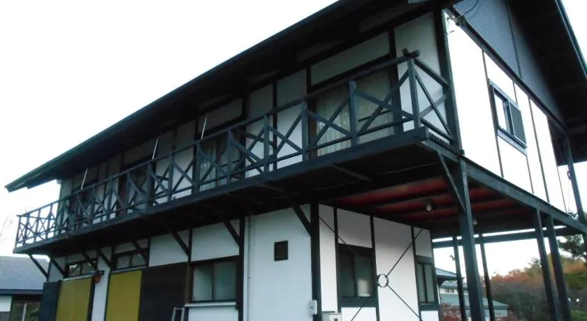 Villa Nugget Inn - Image 1