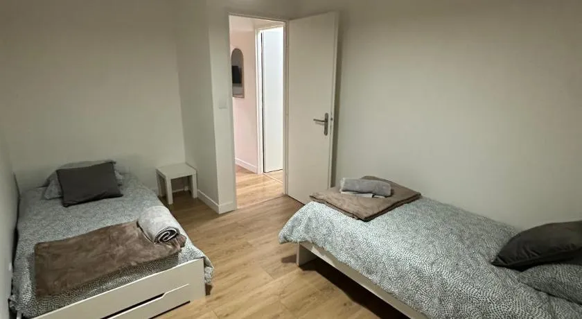 Besançon- suite Vauban-Groupes Pro et famille - Image 1
