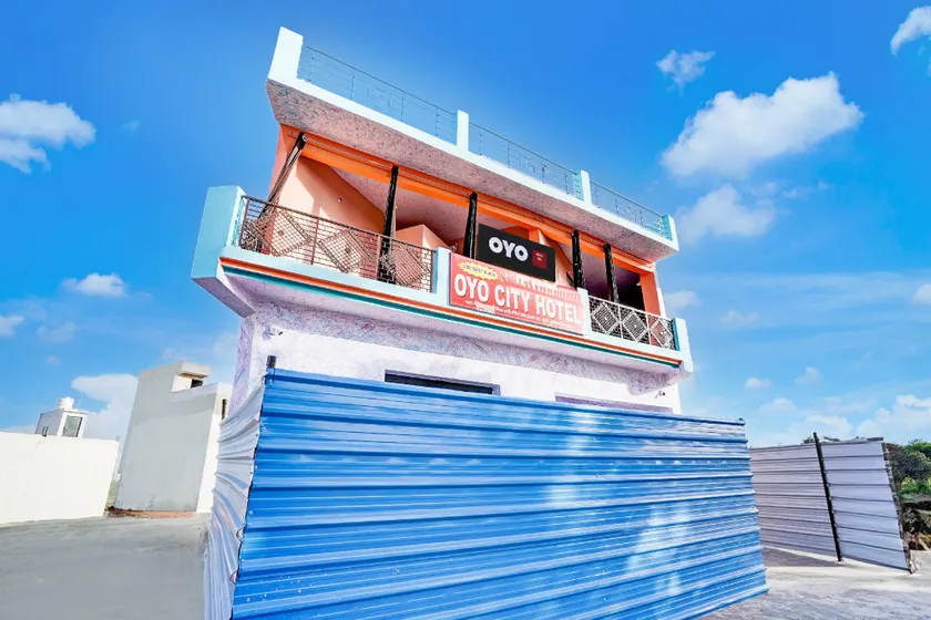 SPOT ON CITY HOTEL - Image 1