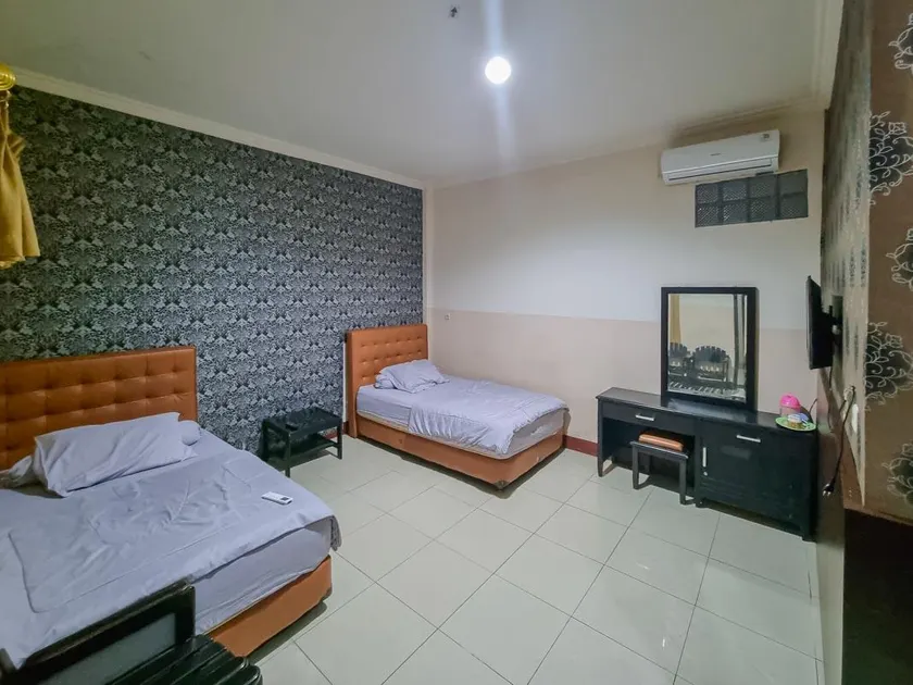 Hotel Halmahera Palangkaraya Mitra RedDoorz - Image 1