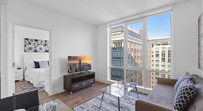 Global Luxury Suites Downtown White Plains - Image 1