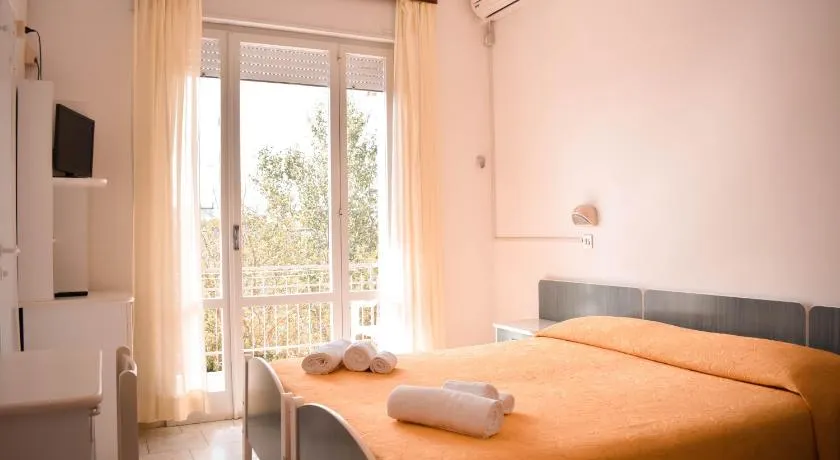 Hotel Zeus - Image 1