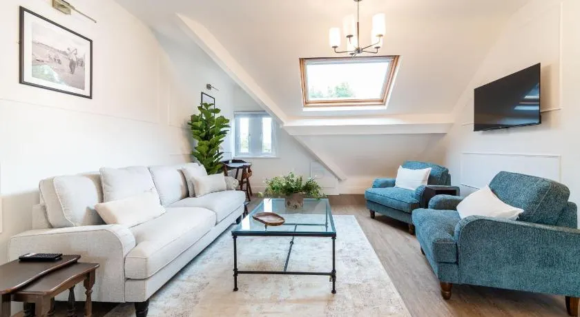 8 The Quadrant Luxury Apartments - Hoylake - Image 1