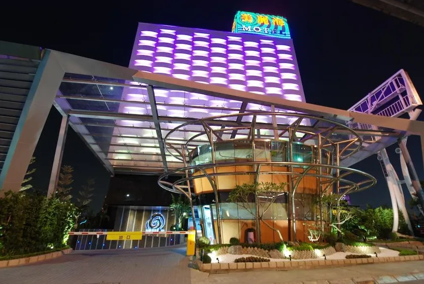 Merry Hi Motel - Image 1