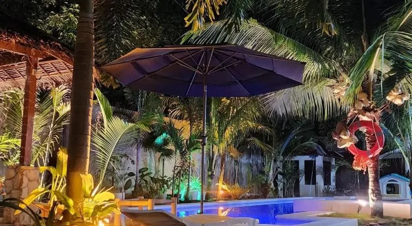 Champagne Palm Resort - Image 1