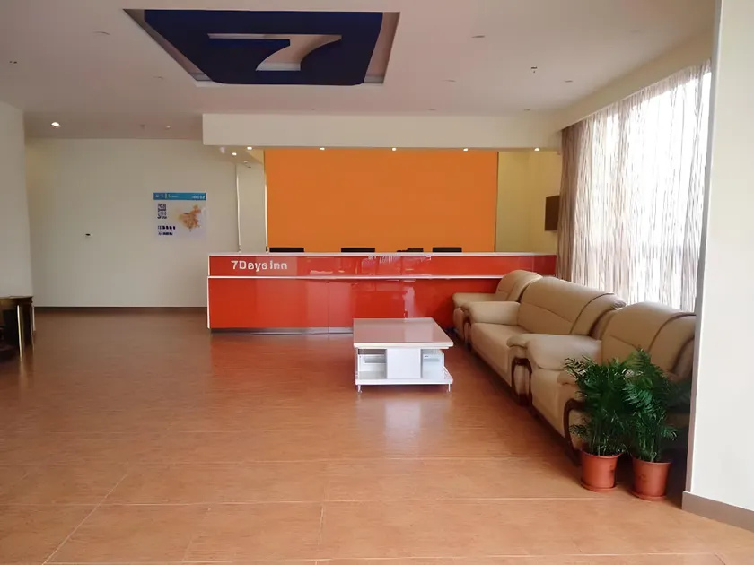 7 Days Inn Tangshan Caofeidian Nanbao Development Zone - Image 1