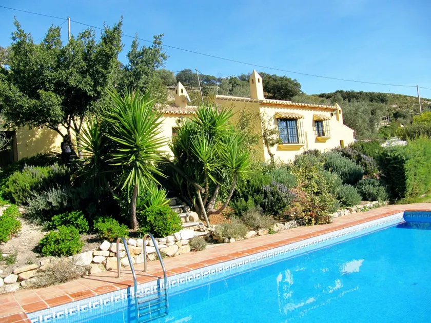 Rural House in Antequera - Image 1