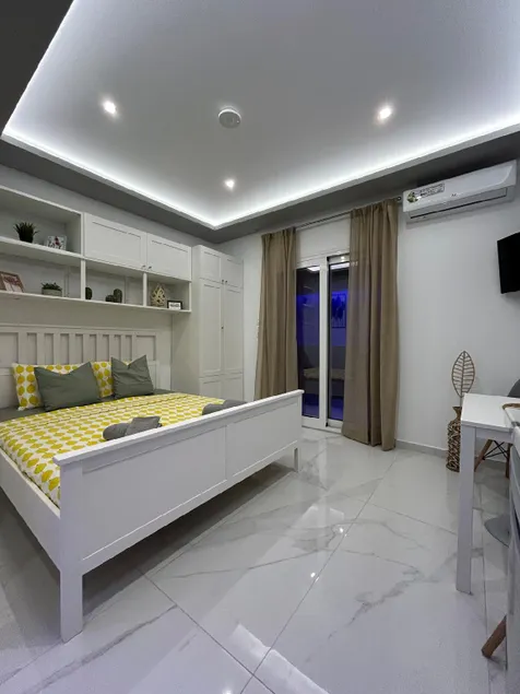 DANAI Studio 22 Paralia - Image 1