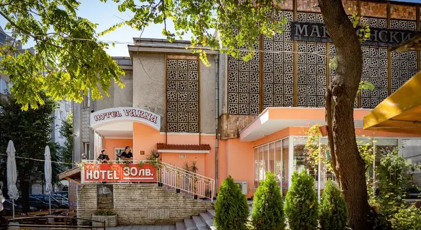 Family Hotel Varna - Image 1
