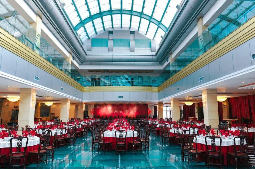 Yinhe Hotel - Image 1