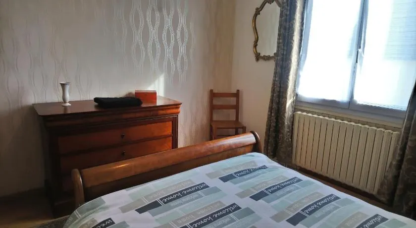 Chambre au calme et simple, cuisine à dispo - Image 1