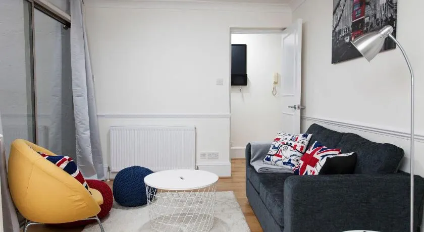 ItalianFlat - Warwick - Image 1