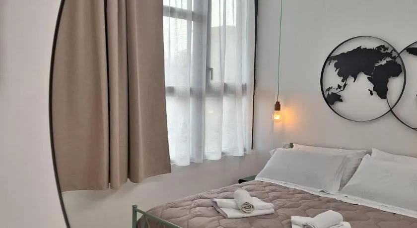B&B Emma 2 - Image 1
