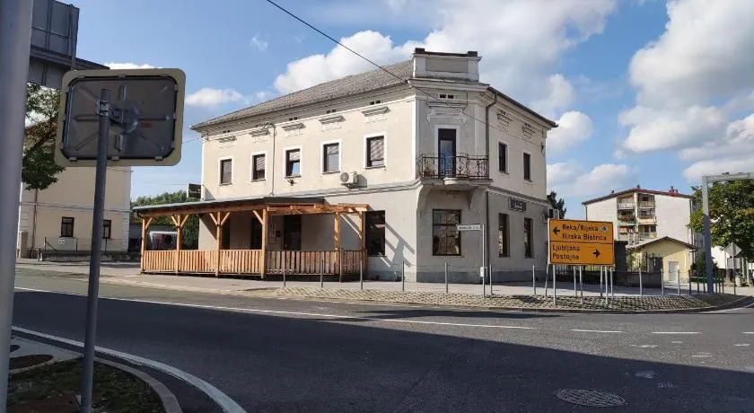 Family Hostel Pivka - Image 1