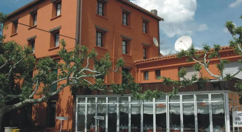 Hotel Rio Piedra - Image 1