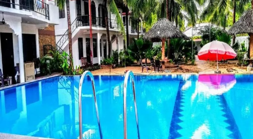 Crescent Sea Resort - Image 1