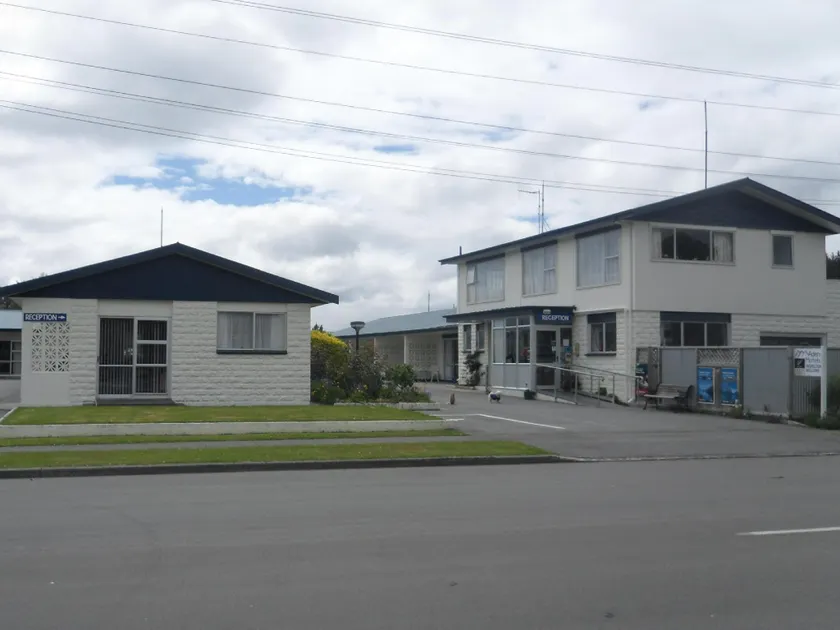 Aden Motel - Image 1