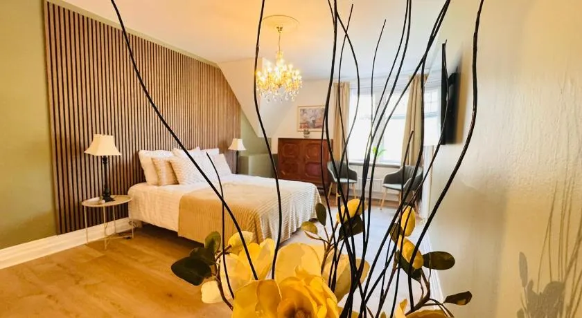 aday - Aalborg Mansion - 3 bedroom apartment - Image 1