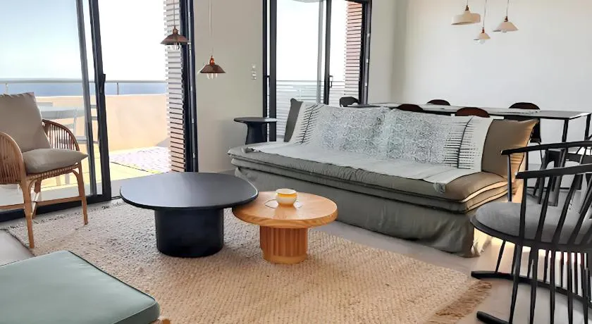 Appartement spacieux à Cargèse avec terrasse vue mer - Image 1