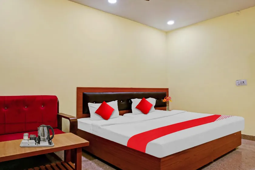 Hotel O Atharv Palace - Image 1