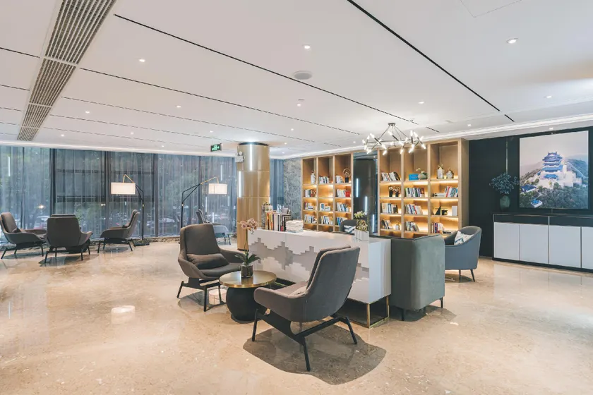 Atour Hotel Huzhou Dongwu - Image 1