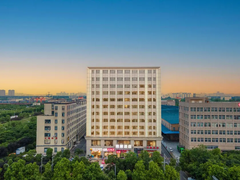 Yaju Hotel (Wuhan Lisi Industrial Park Branch) - Image 1