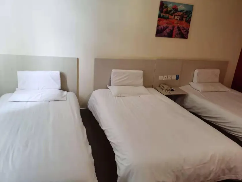 Hanting Hotel Yantai South Railway Station - Image 1