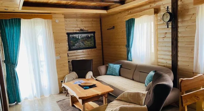 Holiday Homes Durmitorski Gaj - Image 1
