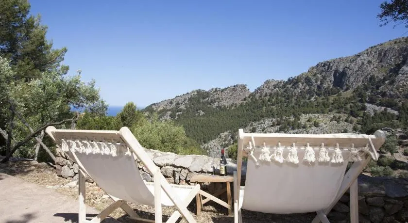 Es Coco Mountain Cottage in Sóller by PriorityVillas - Image 1