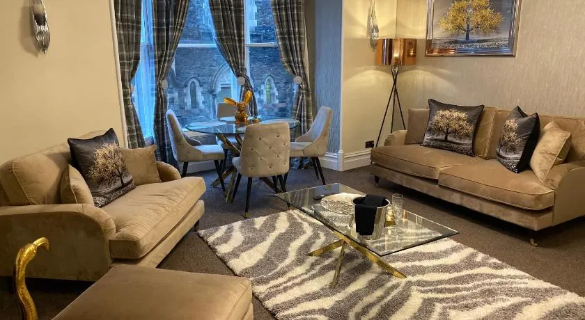 Merewyke Boutique Family Apartment Sleeps 4 , Only 5 Minutes Walk To Lake Windermere - Image 1