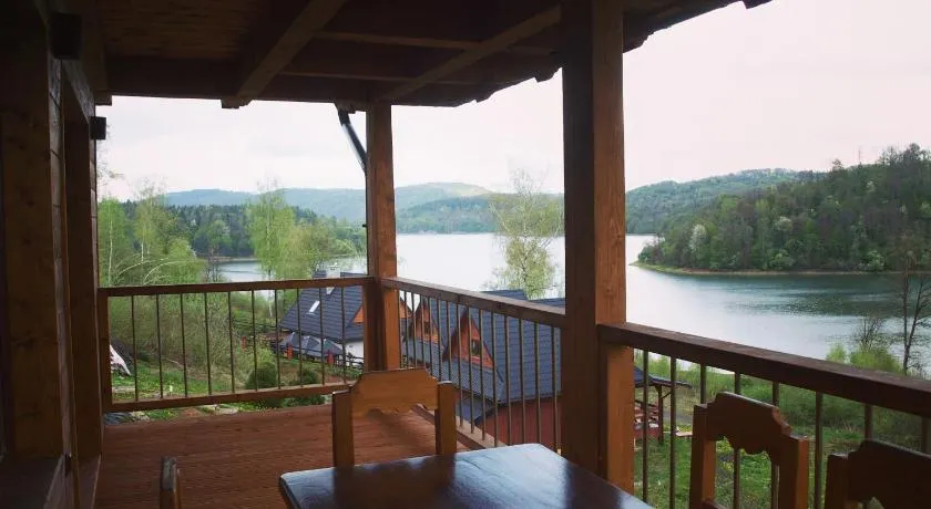 Swierkowe Chatki - Image 1