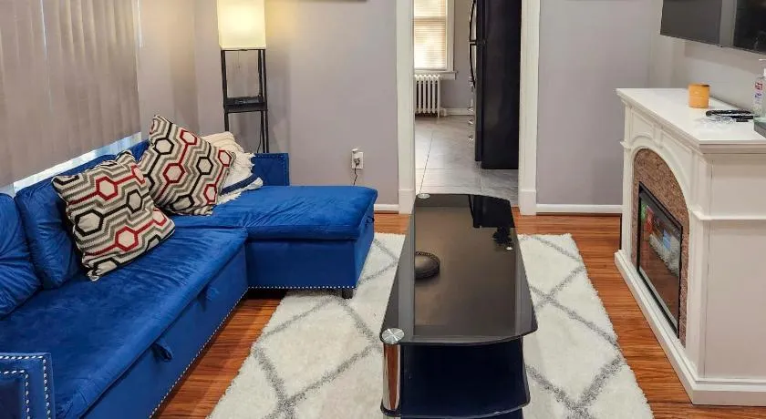 8 Mi to MetLife Stadium: Pet-Friendly Home w/ Yard - Image 1