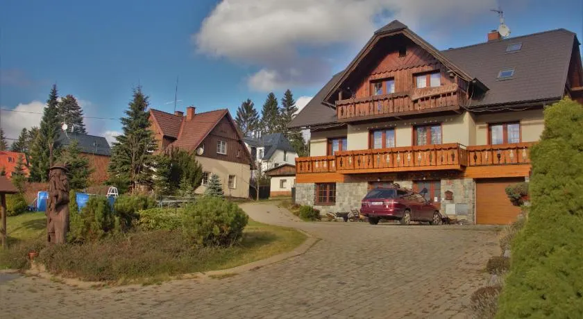 Pension Luscinia - Image 1