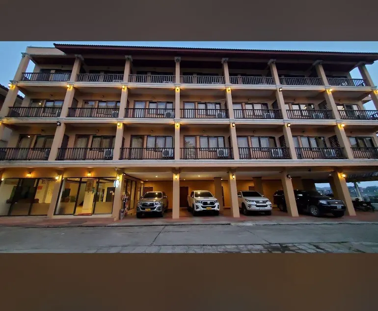 Riverside Houayxay Hotel - Image 1