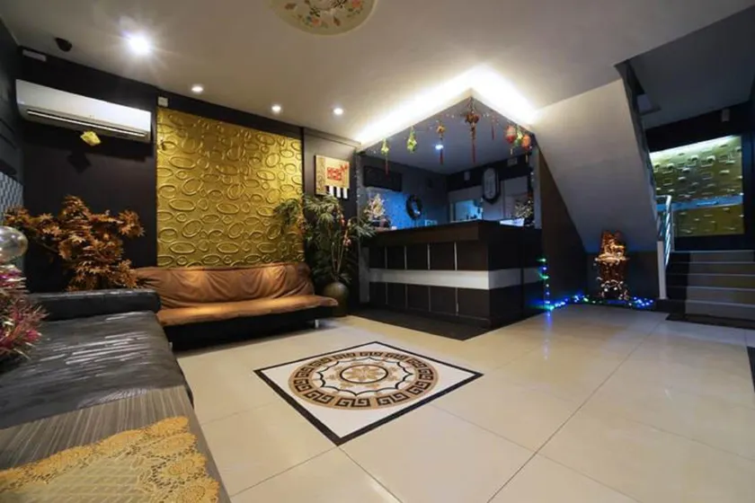 Tripletree Majestiq Hotel - Image 1