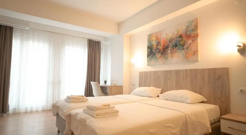 Hotel Zen - Image 1