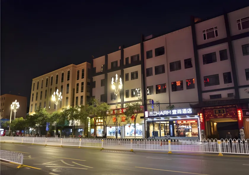 Gongxili-Xijian Hotel - Kunming Dongfeng East Road Dashuying Metro Station - Image 1