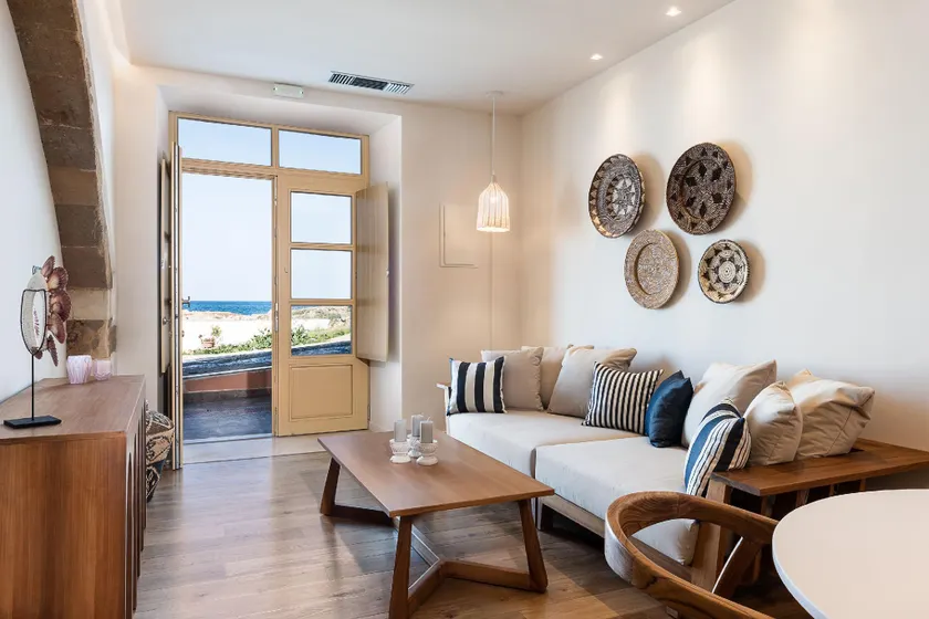 NEPHALION ground floor LUXURY APARTMENT - Image 1