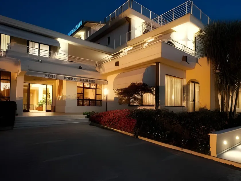 Hotel Porto Azzurro - Image 1