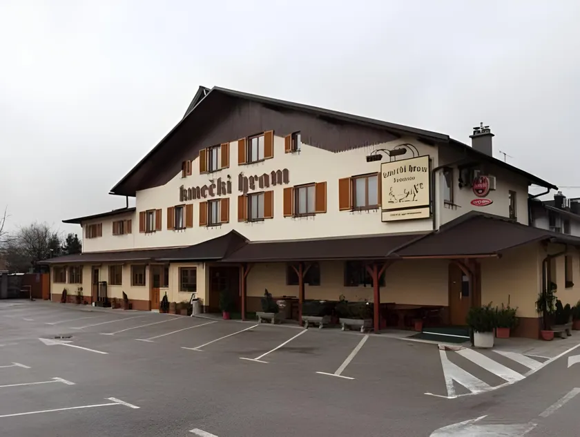 Penzion Kmečki Hram - Image 1