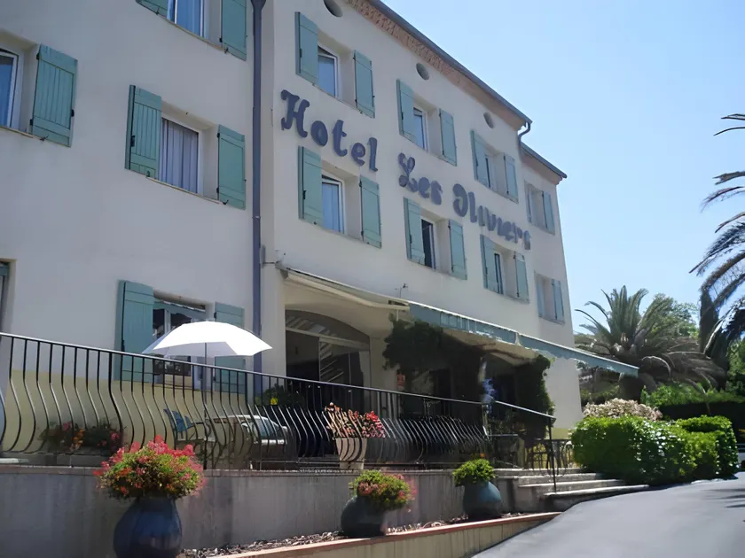 Hotel Les Oliviers - Image 1