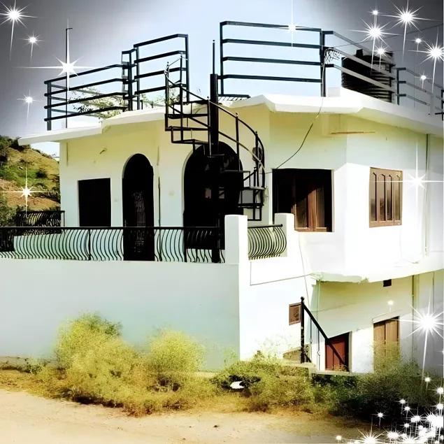 On the Rocks, Home Stay- PREMIUM OPTION - Image 1