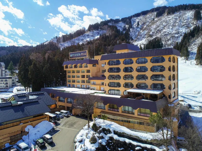 Yuzawa Grand Hotel - Image 1