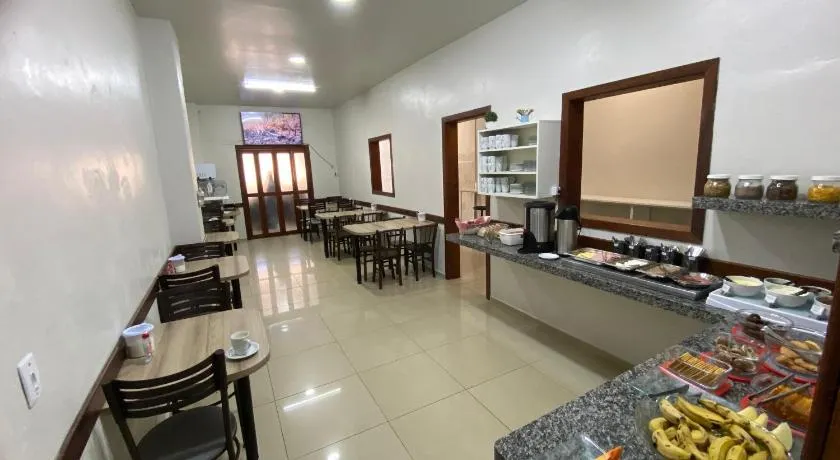 Hotel Três Passos - Prox ao Aeroporto e Rodoviária - Image 1